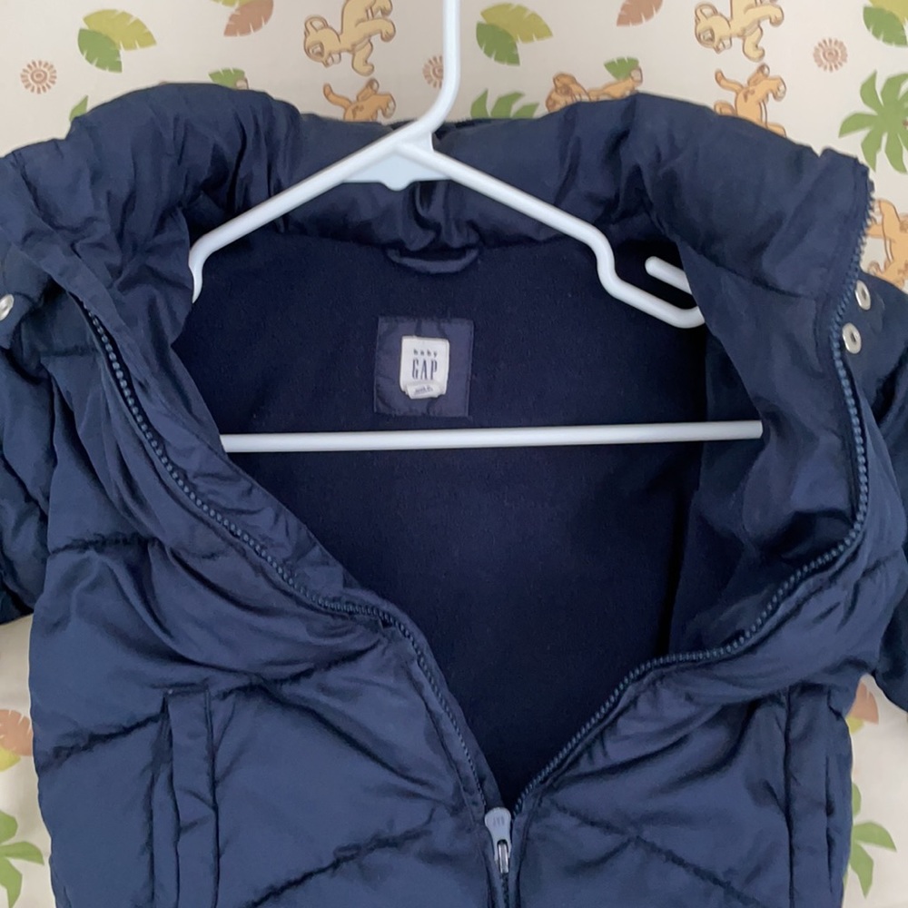 Baby gap jacket - Picture 2 of 2